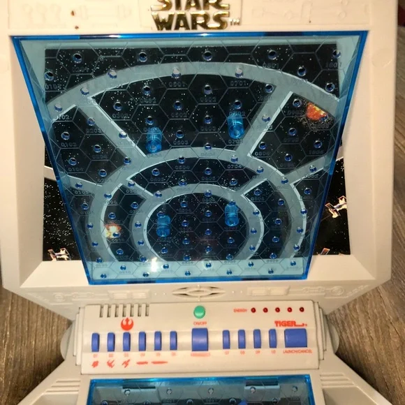 Vintage Star Wars 1997 Electronic Galactic Battle Game